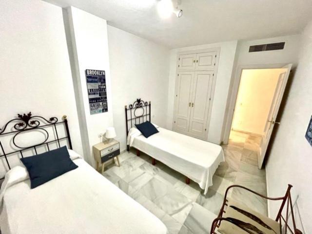 Amazing Apartment For Families Up To 6 Persons Benalmádena Exteriér fotografie